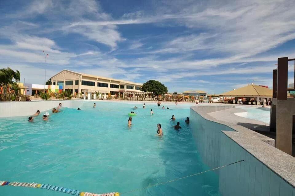 Thermas Lacqua Diroma Com Piscina De Ondas Gratis 24Horas Caldas Novas Exteriér fotografie