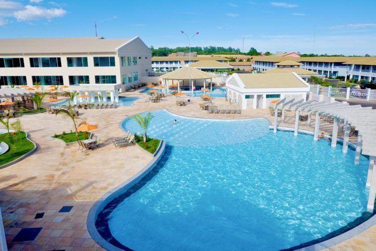 Thermas Lacqua Diroma Com Piscina De Ondas Gratis 24Horas Caldas Novas Exteriér fotografie