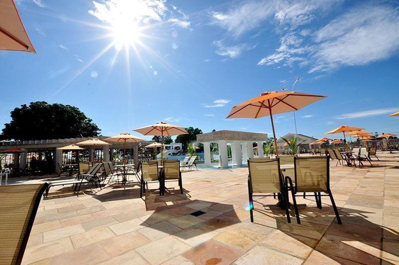 Thermas Lacqua Diroma Com Piscina De Ondas Gratis 24Horas Caldas Novas Exteriér fotografie