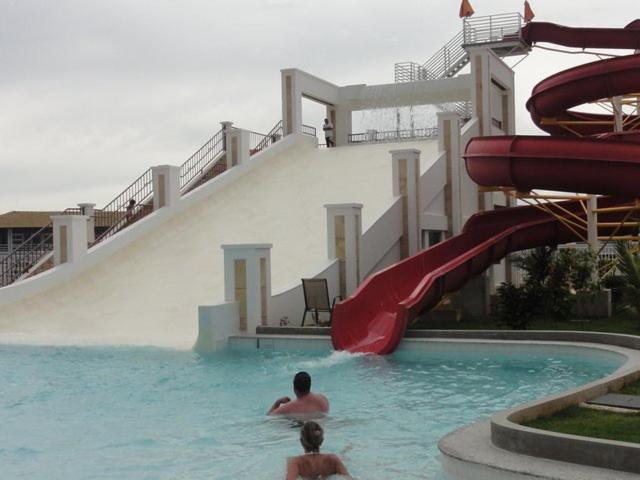 Thermas Lacqua Diroma Com Piscina De Ondas Gratis 24Horas Caldas Novas Exteriér fotografie