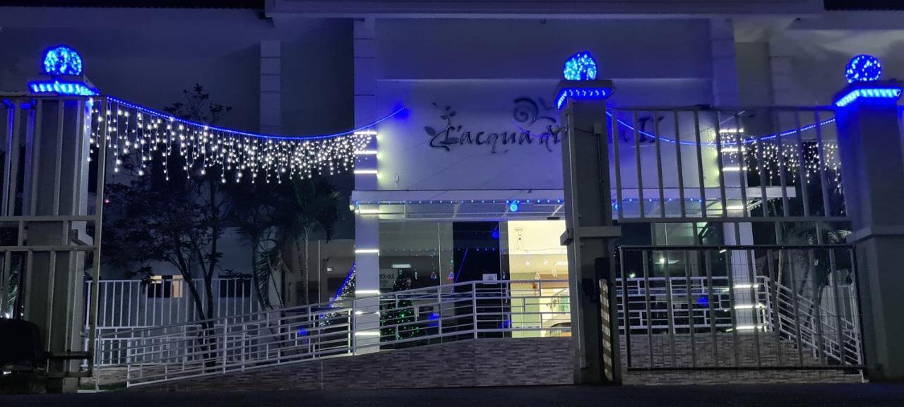 Thermas Lacqua Diroma Com Piscina De Ondas Gratis 24Horas Caldas Novas Exteriér fotografie